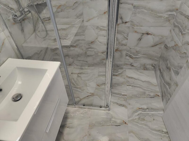 Titan, Brancusi, vis a vis de Parcul IOR,